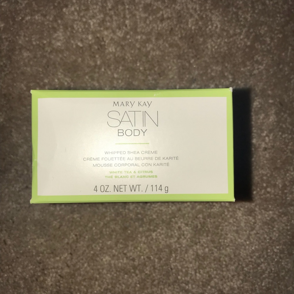 Satin body butter